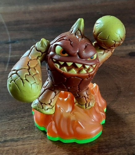 Skylanders spyro adventure - spyro's,